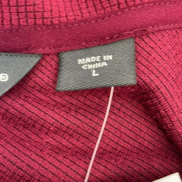 Eddie Bauer Women's 1/4 zip Grid Fleece Top - Burgundy Red - Picture 3 of 6